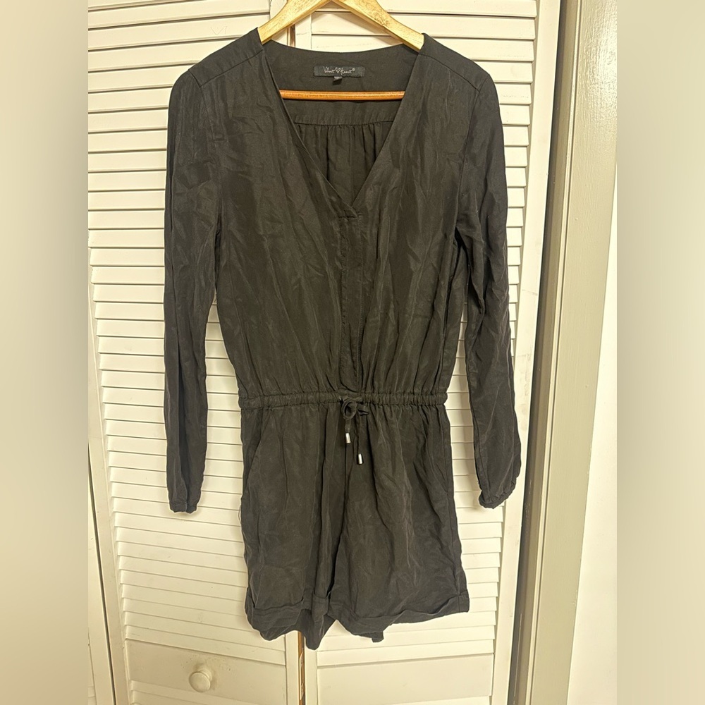 Velvet Heart Women’s Romper Black - Picture 2 of 9